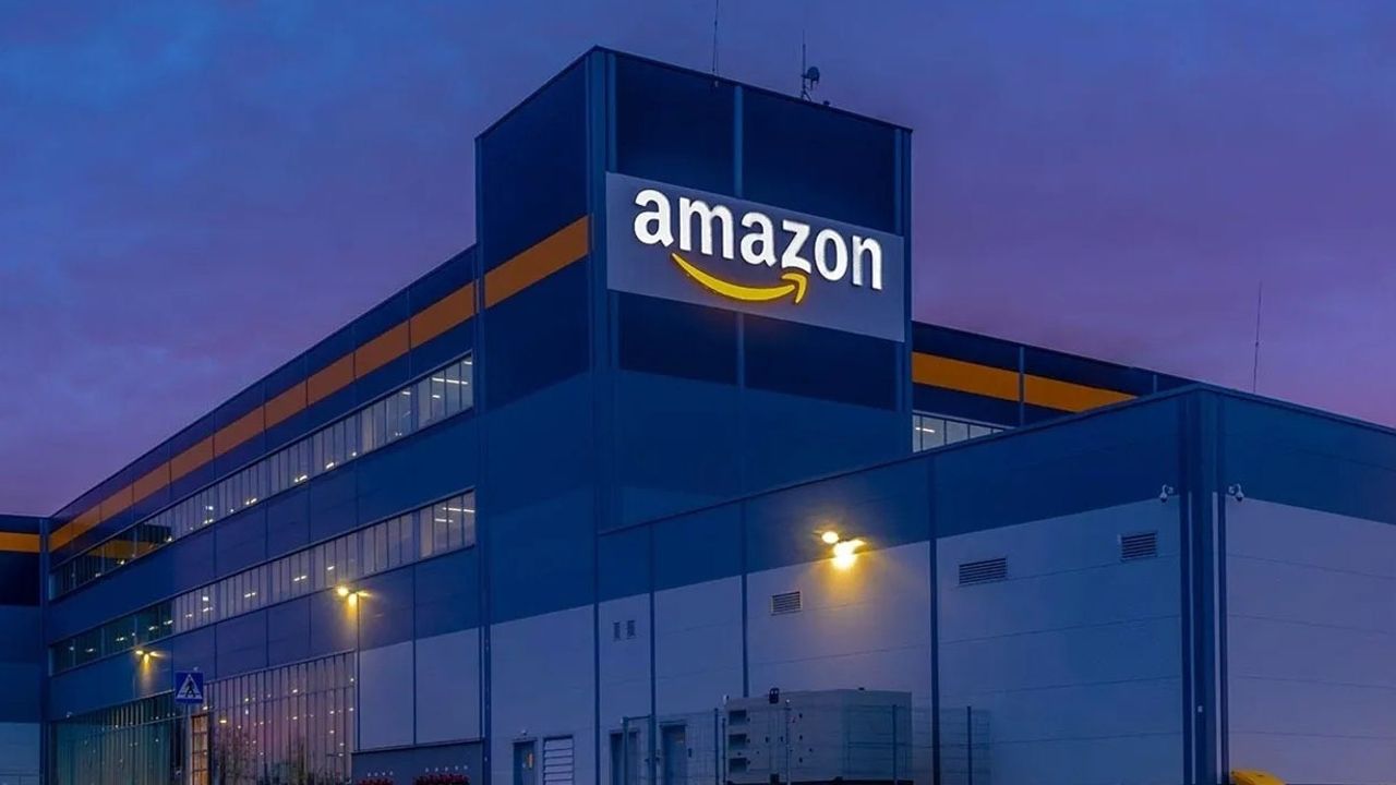 Amazon, Yapay Zekâ Destekli Alışveriş Asistanı 'Rufus'u Tanıttı