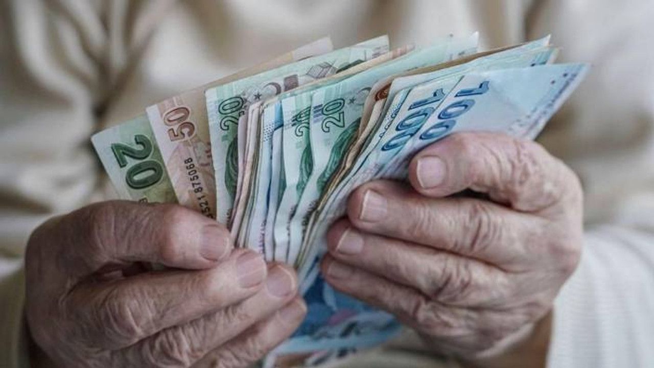 Çalışan Emekliler 5 Bin Lirayı Ne Zaman Alacak?