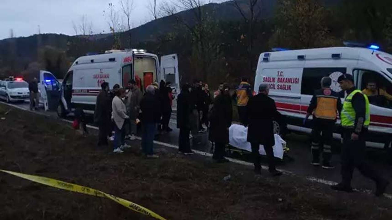 Amasya'da Otobüs Kontrolden Çıktı, 27 Kişi Yaralandı
