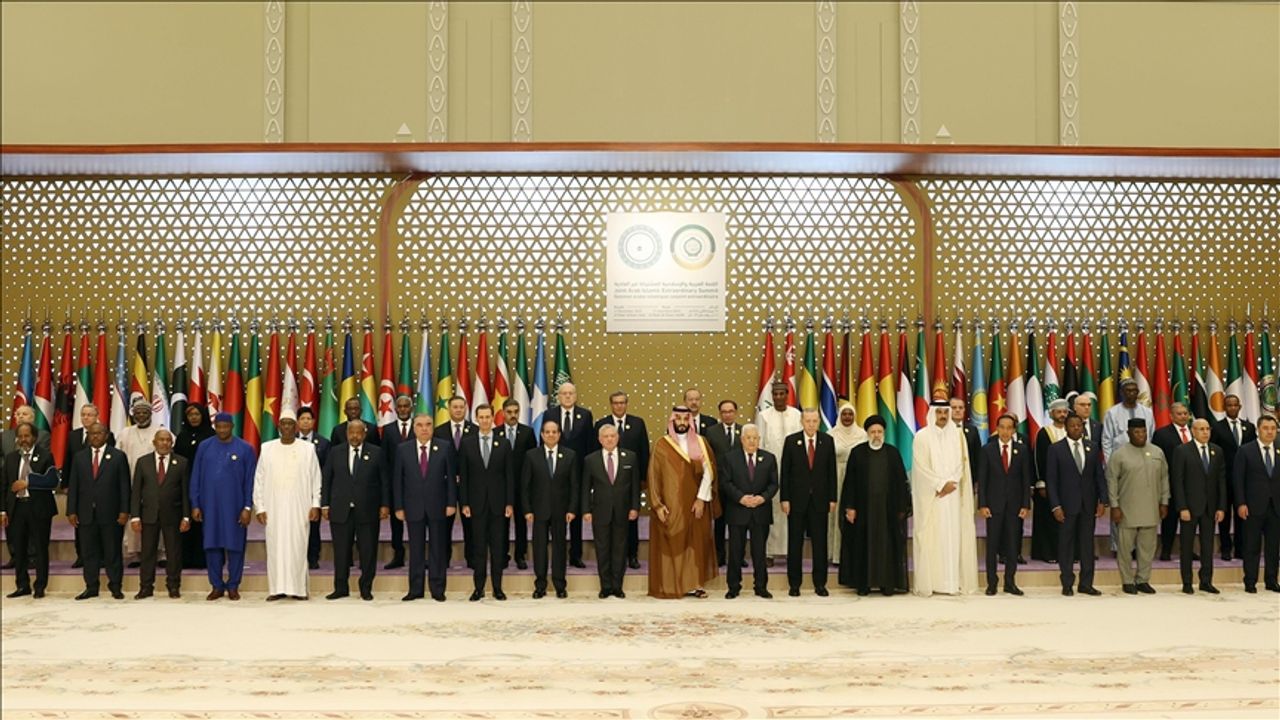 İİT ve Arap Ligi Olağanüstü Zirvesi’nden Uluslararası Barış Konferansı Çağrısı