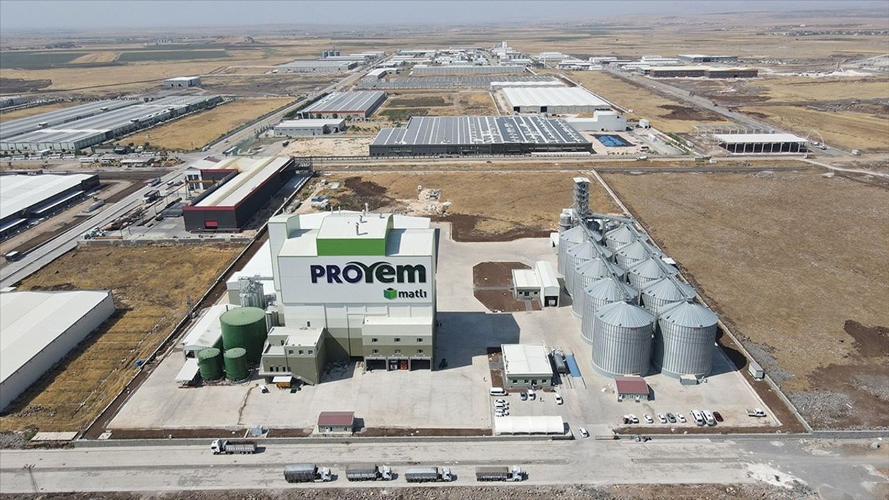 Diyarbakır'da Geniş Alana Sahip Yem Fabrikası Üretime Hazır