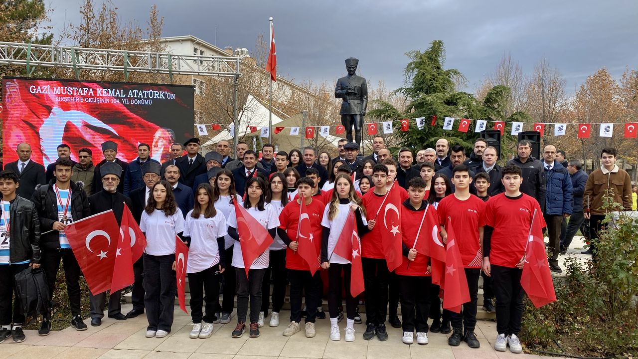 Kırşehir Atatürk'ün Gelişinin 104. Yılını Kutladı