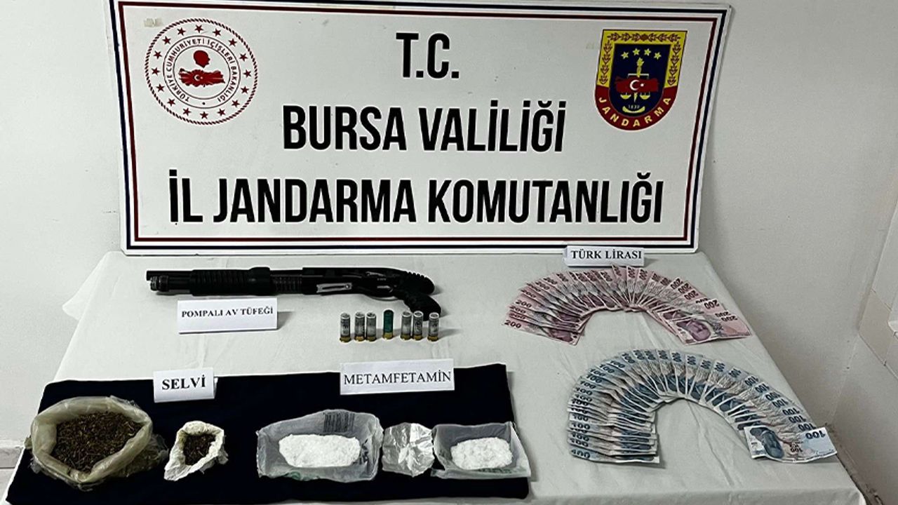 Bursa'da Uyuşturucu Operasyonu: 2 Gözaltı