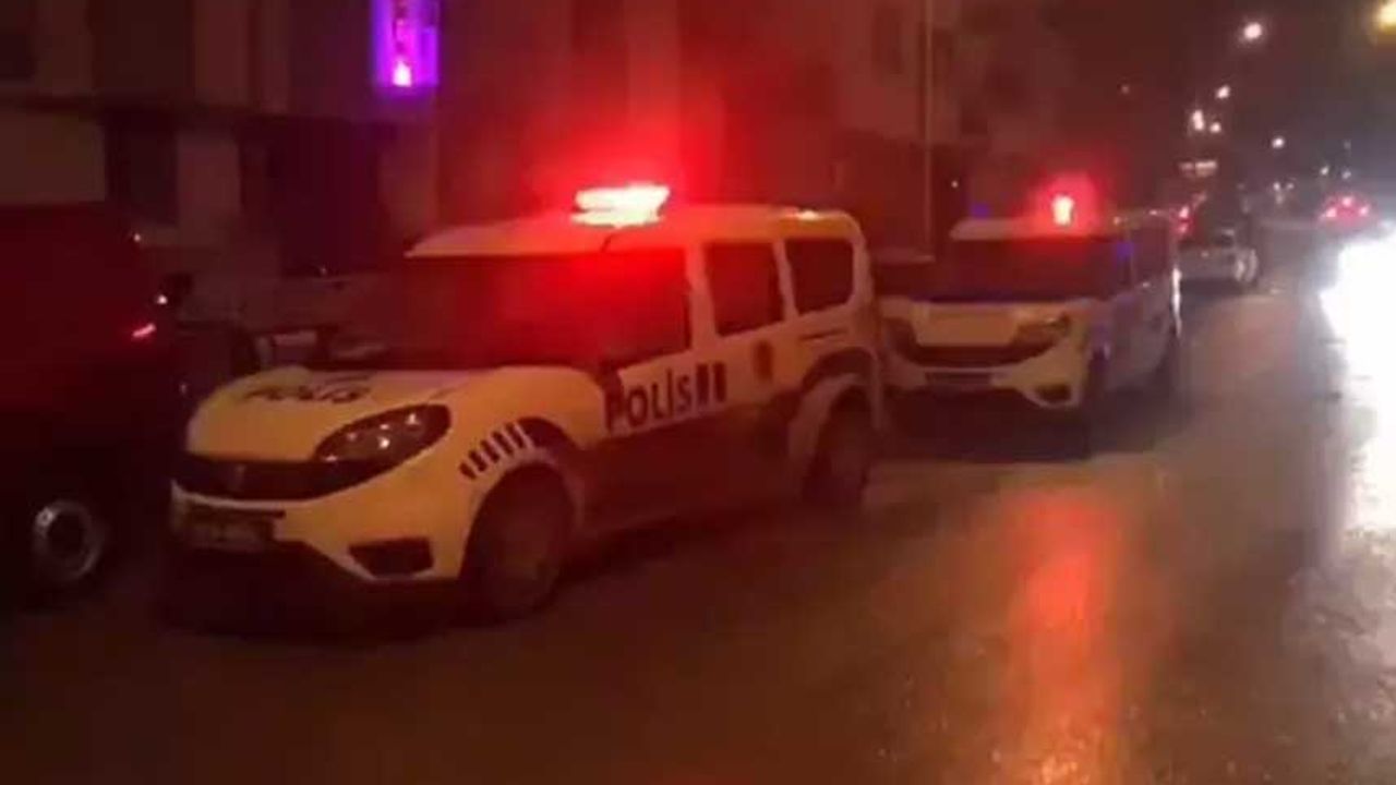 Çorum’da Alkollü Sürücü Polis Arabasına Çarptı