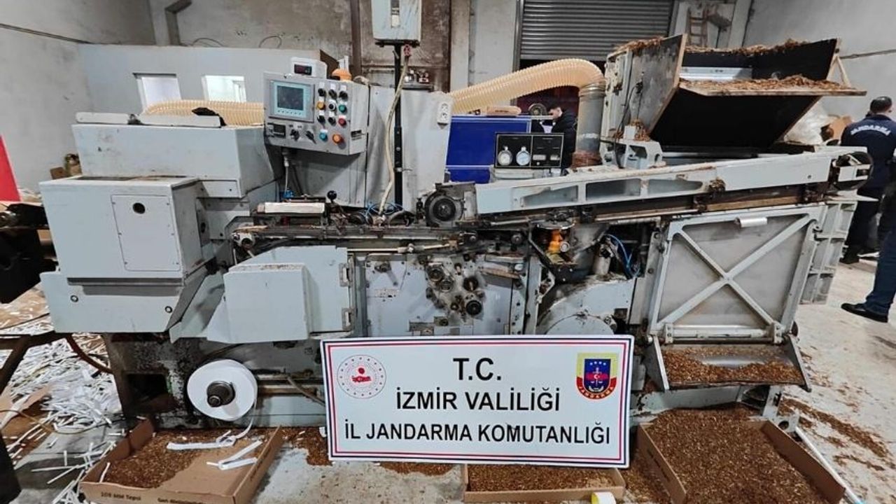 İzmir Tire'de Kaçak Sigara Fabrikası Tespit Edildi