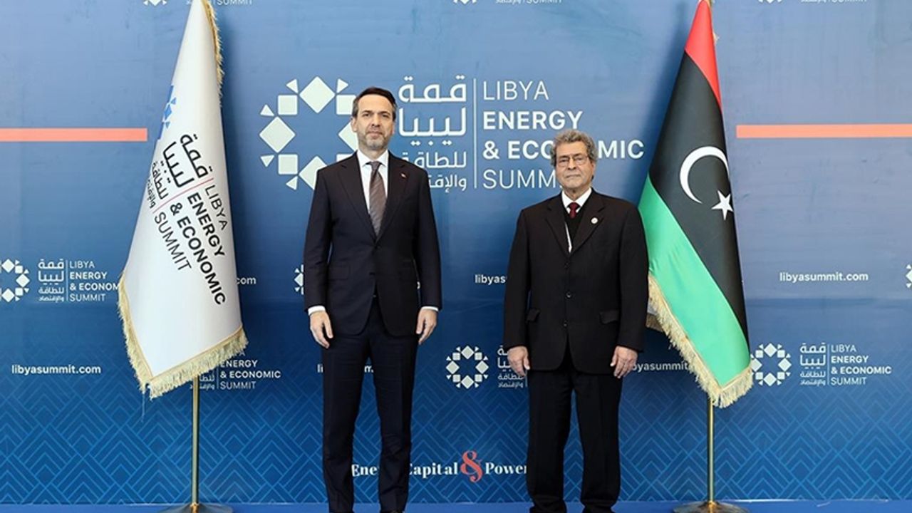 Bakan Bayraktar Libya Enerji ve Ekonomi Zirvesi'nde