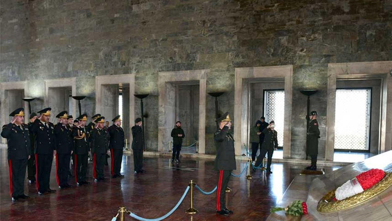 Azerbaycan Generallerinden Anıtkabir Ziyareti