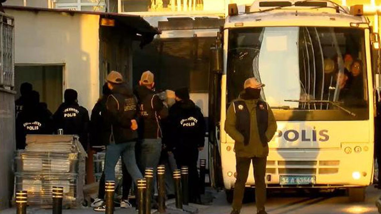 İstanbul’daki Terör Saldırısında 95 Şüpheli Adliyede