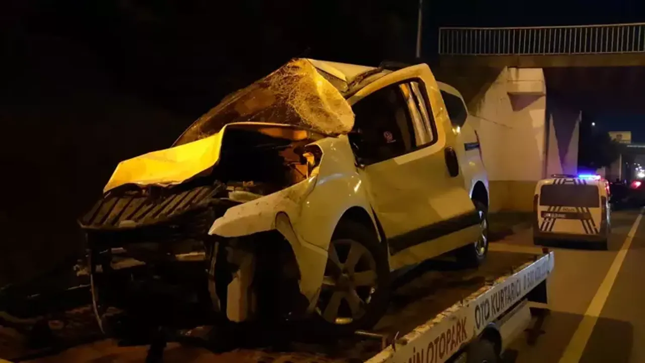 Kocaelinde Trafik Kazası: 4 Yaralı