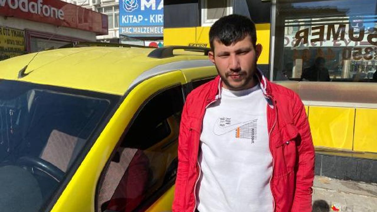 Konyada Taksi Şoförü, Müşterisi Tarafından Bıçaklandı!