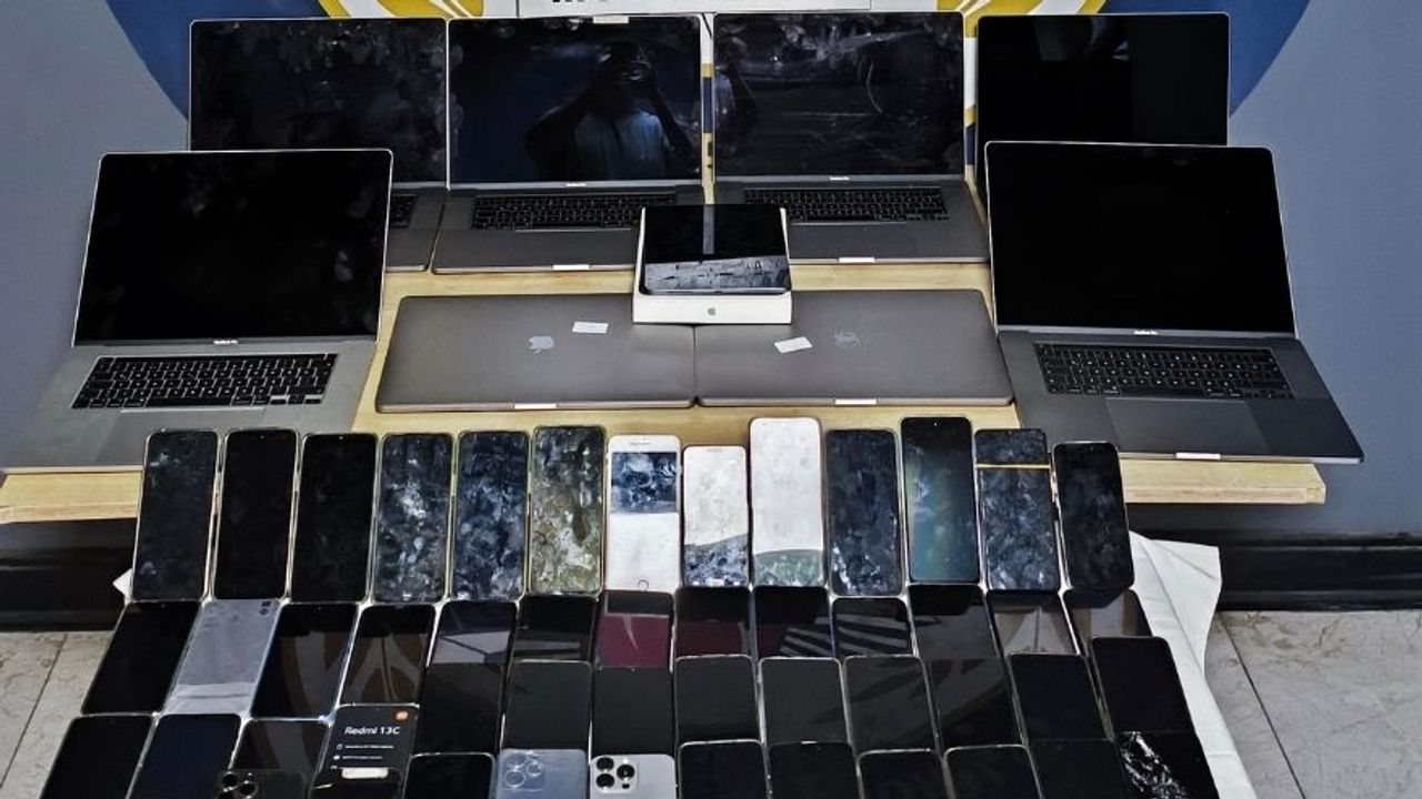 Bursa ve 4 İlde Dolandırıcılık Çetesine Baskın: 8 Gözaltı