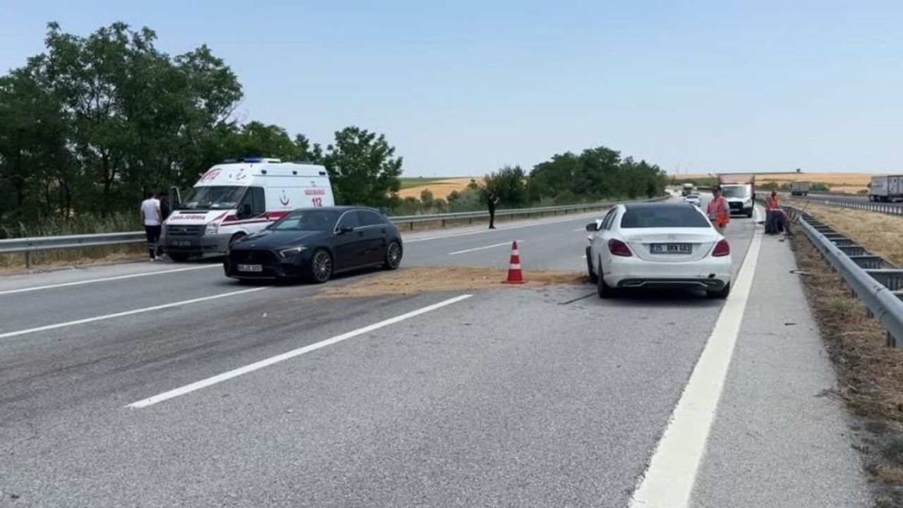 Edirne’de Trafik Kazası! İki Araç Çarpıştı: 2 Yaralı