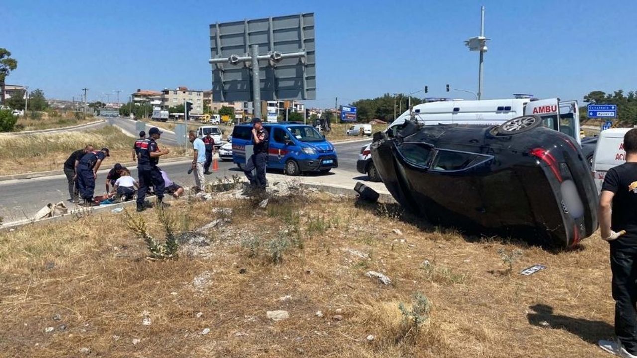 Çanakkale Ayvacık’ta Motosikletle Çarpışan Otomobil Takla Attı