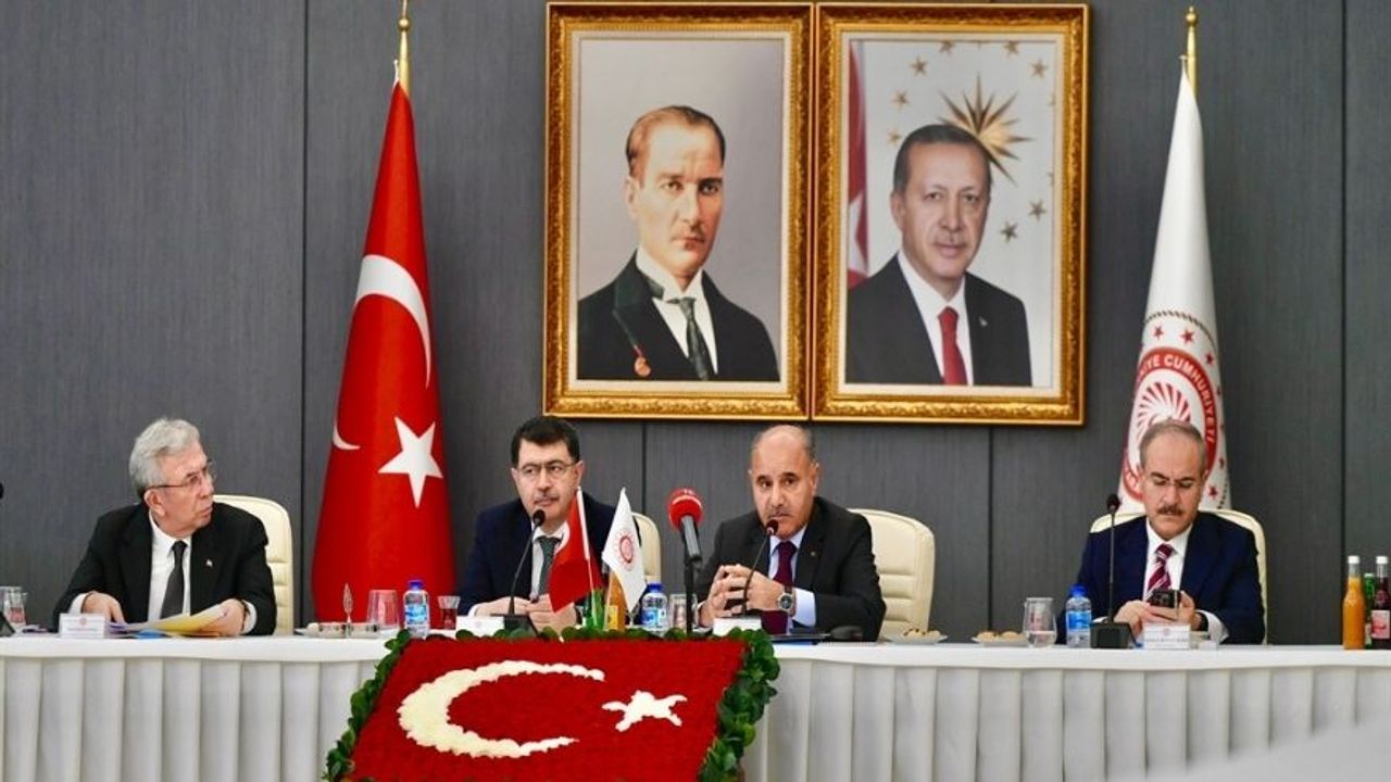 Ankara'da Değerlendirme Toplantısı: Sokak Hayvanları Ele Alındı