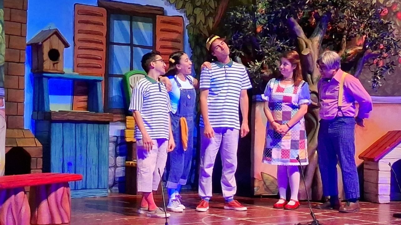 Beypazarı’nda ‘Bir Bilmecem Var Çocuklar’ Oyunu Büyük İlgi Gördü