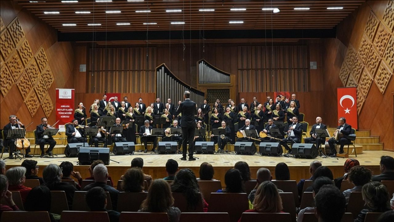 CSO Ada Ankara’da Cumhuriyet Ezgileri Yankılandı