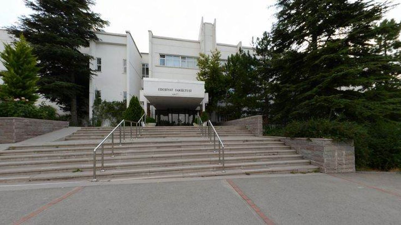 Başkentte Üniversite Bahçesi Savaş Alanına Döndü! 23 Öğrenci Gözaltına Alındı