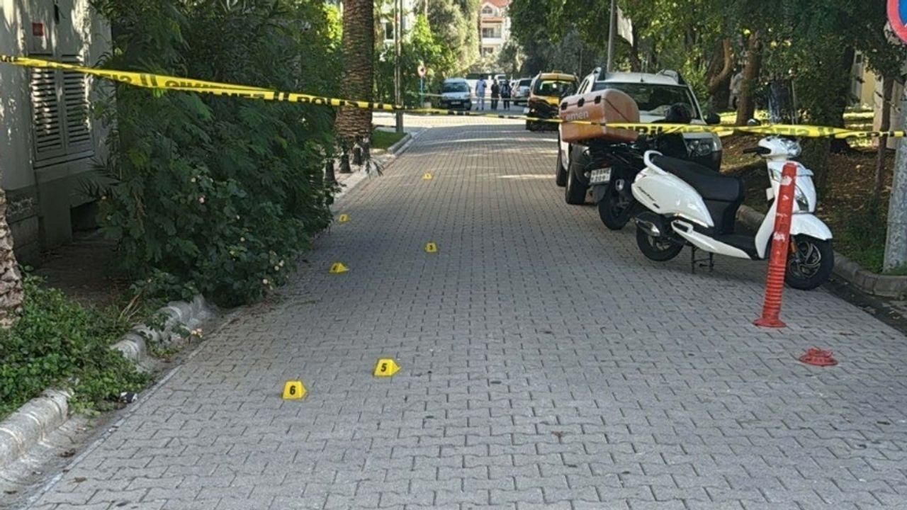 Marmaris’te Silahlar Konuştu: Araçlar Kurşunlandı, 3 Gözaltı