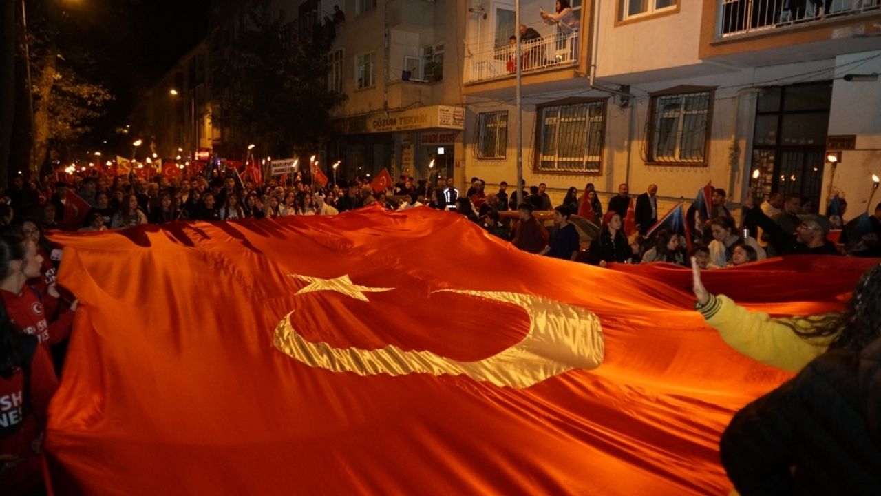 Polatlı’da 'Cumhuriyete Saygı Yürüyüşü' Coşkuyla Gerçekleşti