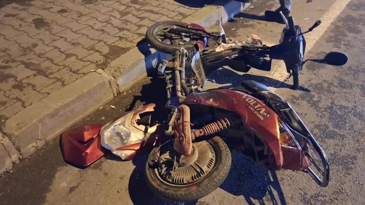 Samsun Bafra’da Otomobil Bisiklete Çarptı: 2 Çocuk Yaralandı