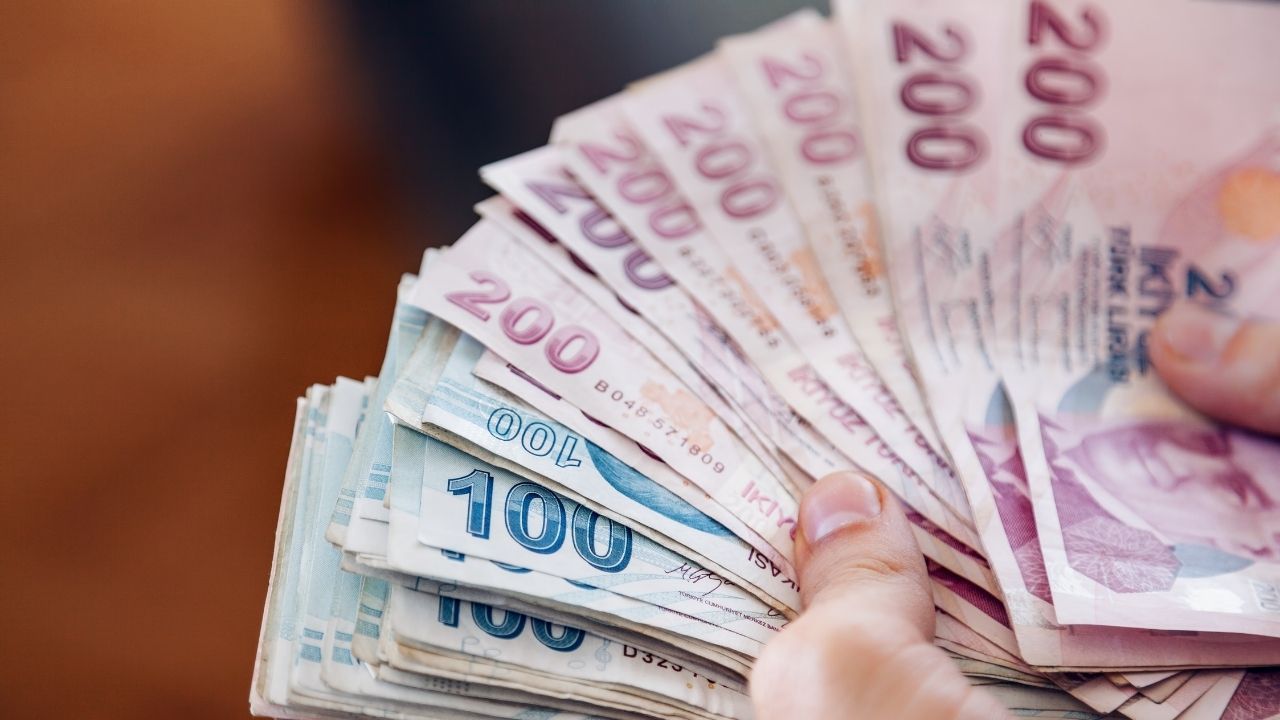 Osmanlı Bu Hafta Para Dağıtıyor: Hangi Vatandaşlar Alabilecek?
