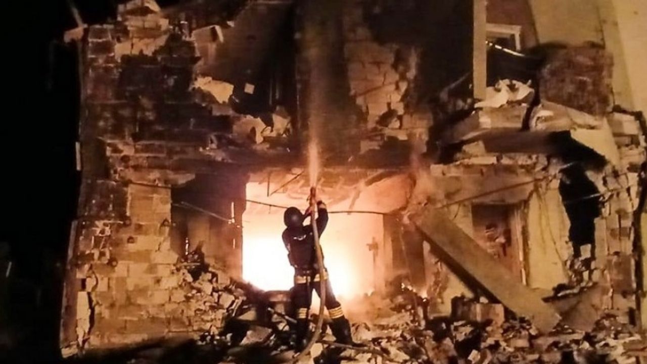 Ukrayna’da Korkunç Gece: 650 İHA, 50 Füze Fırlatıldı