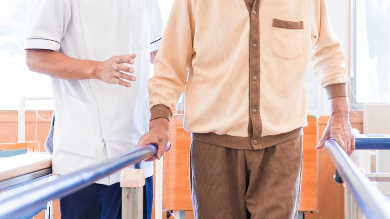 Yaşlanma ve Hareketsizlikten Kaynaklı Sarkopeni Nasıl Önlenir?