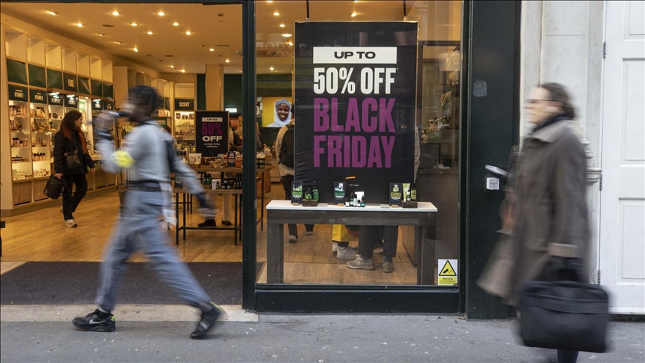 Black Friday’de Rekor Kırıldı: ABD’liler 11,8 Milyar Dolar Harcadı
