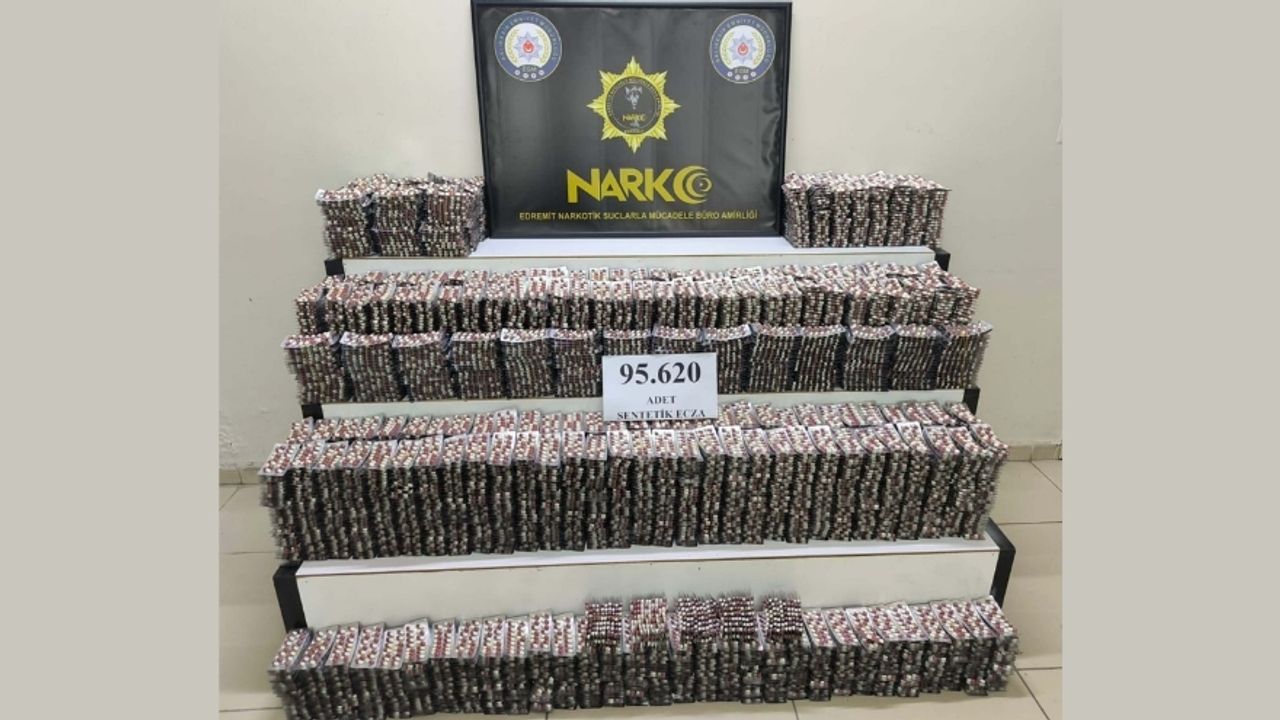 Balıkesir’de Uyuşturucu Sevkiyatı Önlendi! 95 Bin Hap Yakalandı