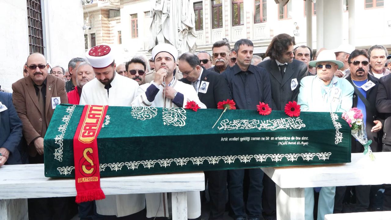 Engin Çağlar Son Yolculuğuna Uğurlandı: “Yeşilçam’ın Gülen Yüzüydü”