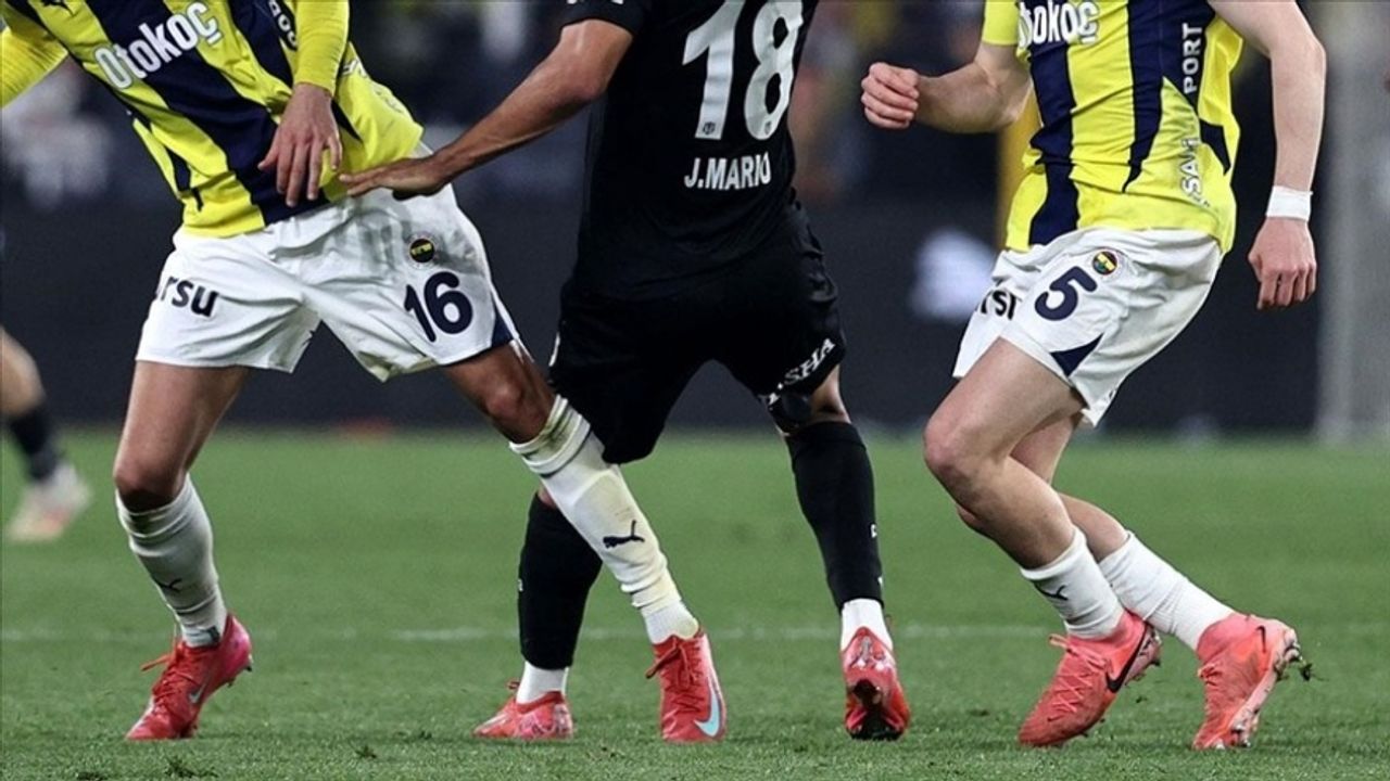 Fenerbahçe, Beşiktaş Deplasmanında Zirve Takibini Sürdürecek