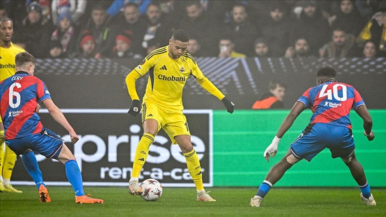 Fenerbahçe, Viktoria Plzen Deplasmanından Golsüz Beraberlikle Döndü