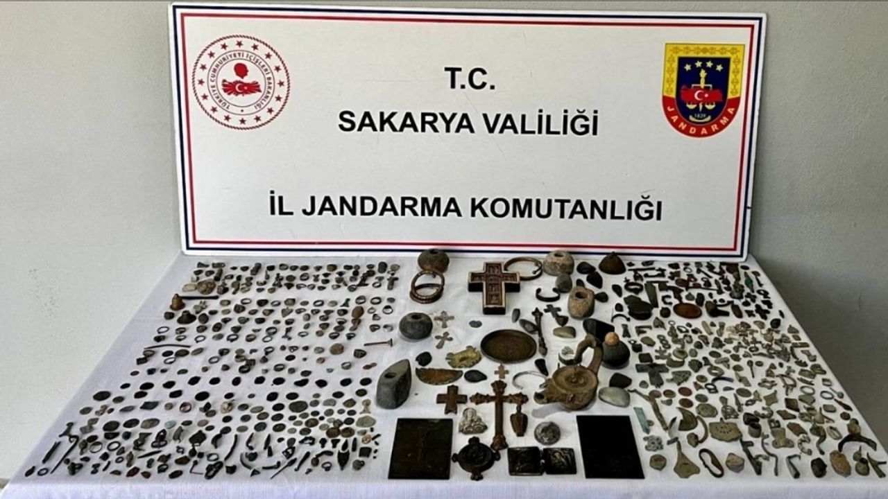 Sakarya’da ‘Anadolu Mirası’ Operasyonu: 589 Eser Gün Yüzüne Çıktı
