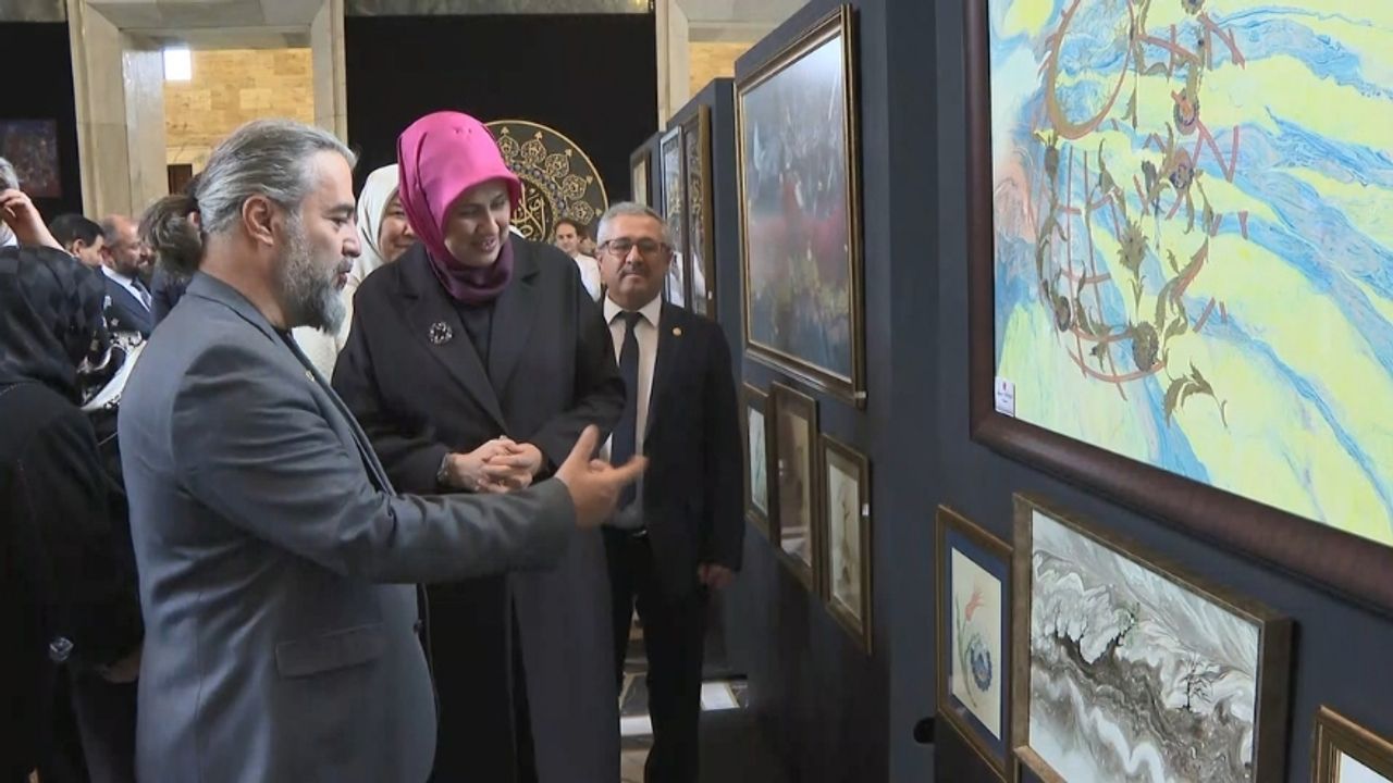 TBMM’de Gazze Sergisi: ‘Hilalin Işığında’ Sergisi Açıldı!