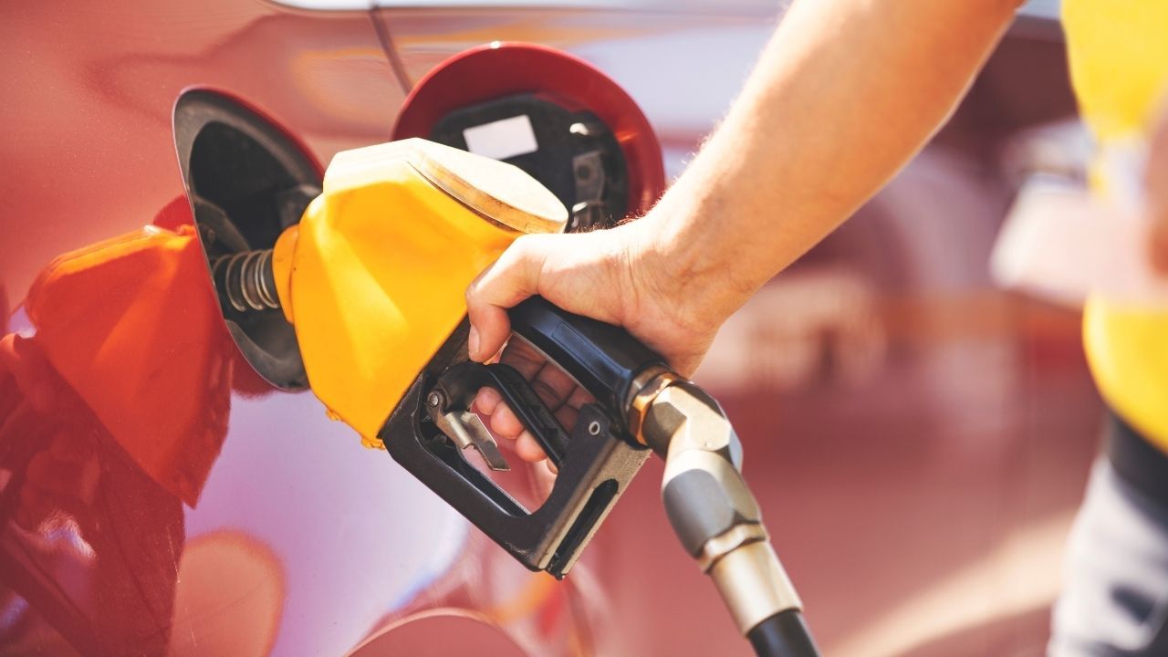 Akaryakıta İndirim Gelecek Mi? İşte 22 Aralık Pazartesi Güncel Akaryakıt Fiyatları