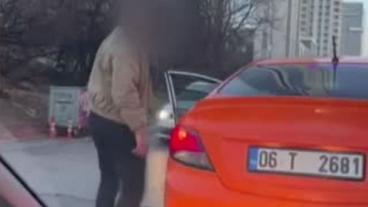 Çankaya’da Taksi Şoförü Kadın Sürücünün Aracına Saldırdı