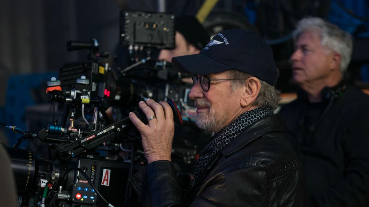 Spielberg’in Gizemli UFO Filmi İlk Fragmanıyla Sessizliğini Bozuyor