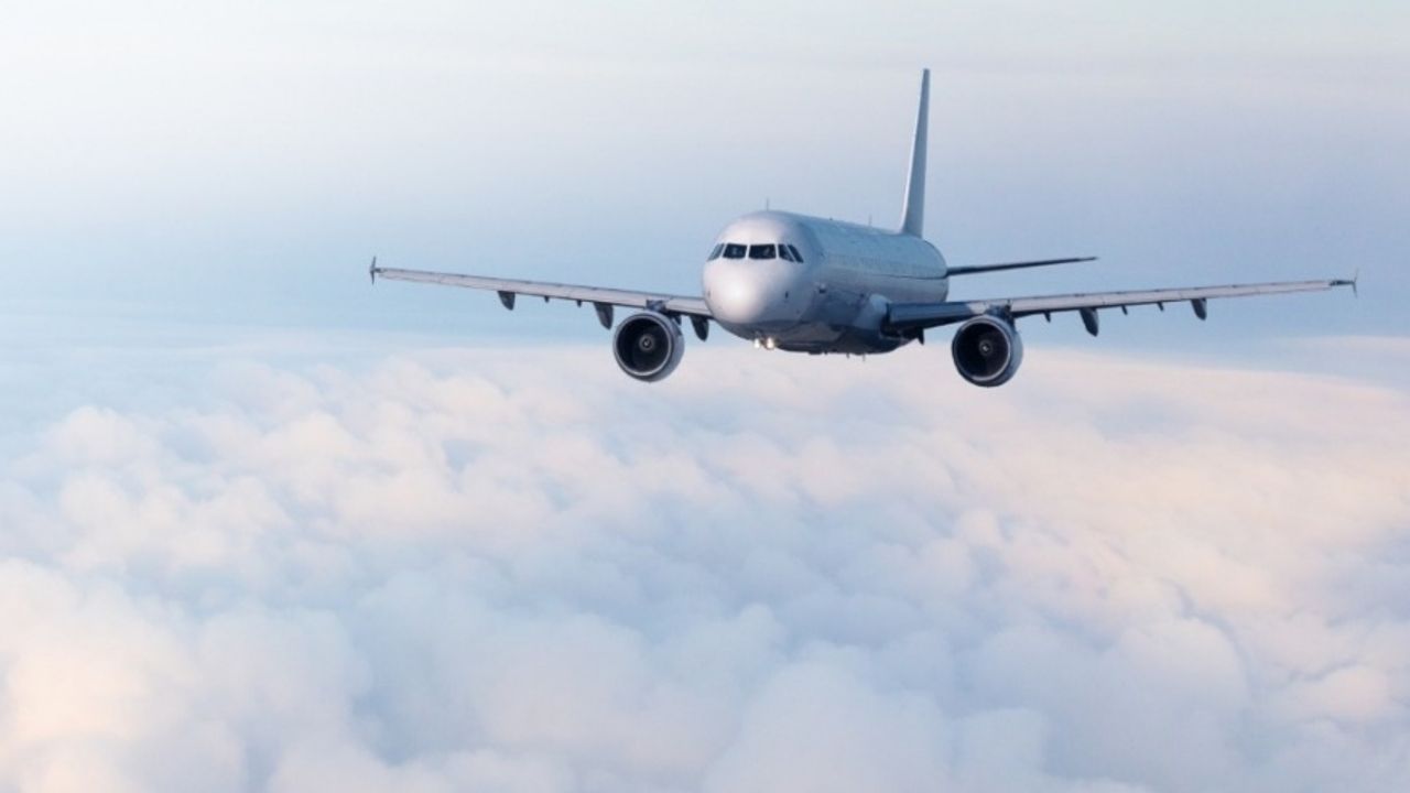 Uçaklar Nasıl Manevra Yapar?