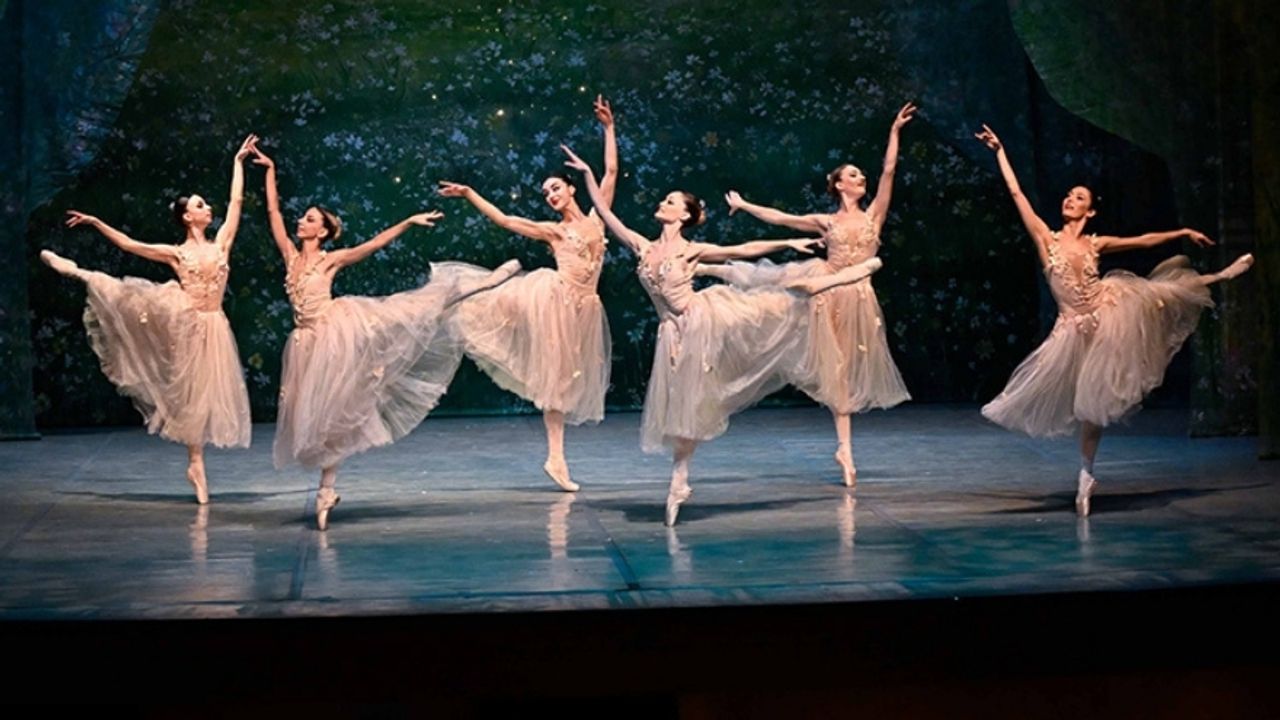 Ankara Devlet Opera ve Balesi Atatürk Sanat Merkezi’nde