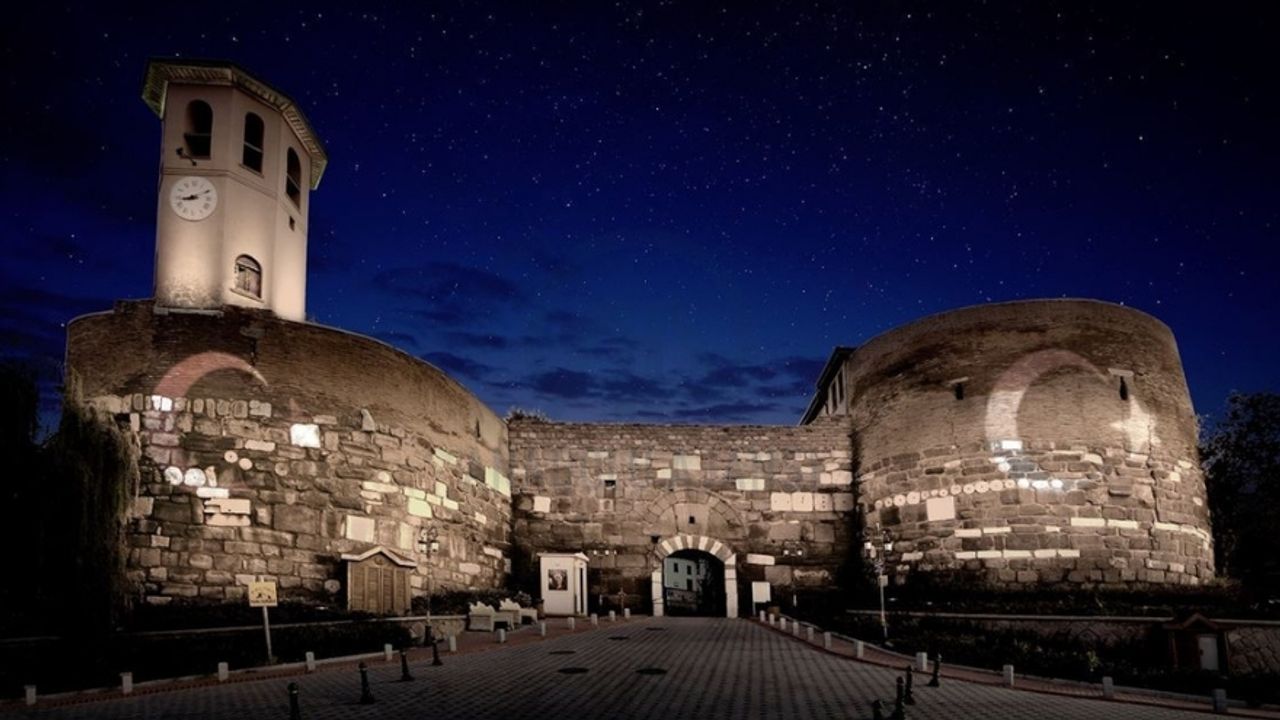 Ankara Kalesi'nde Büyük Değişim: Mansur Yavaş Müjdeyi Verdi