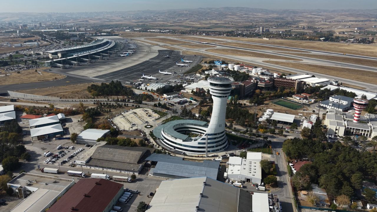 Ankara 3'üncü Pistine Kavuşuyor: Esenboğa'nın Kapasitesi 30 Milyona Çıkıyor