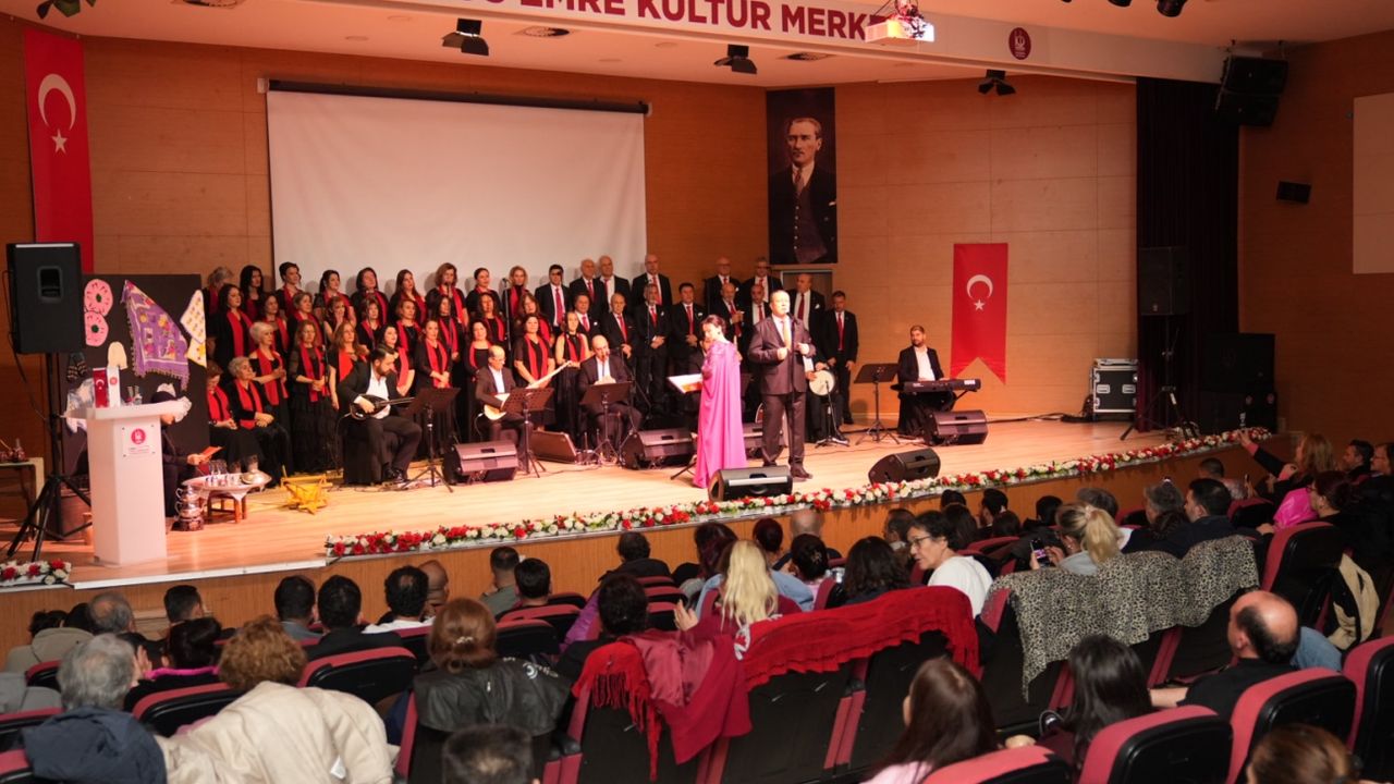 Türk Halk Müziği Korosu Keçiören’de Sahne Aldı