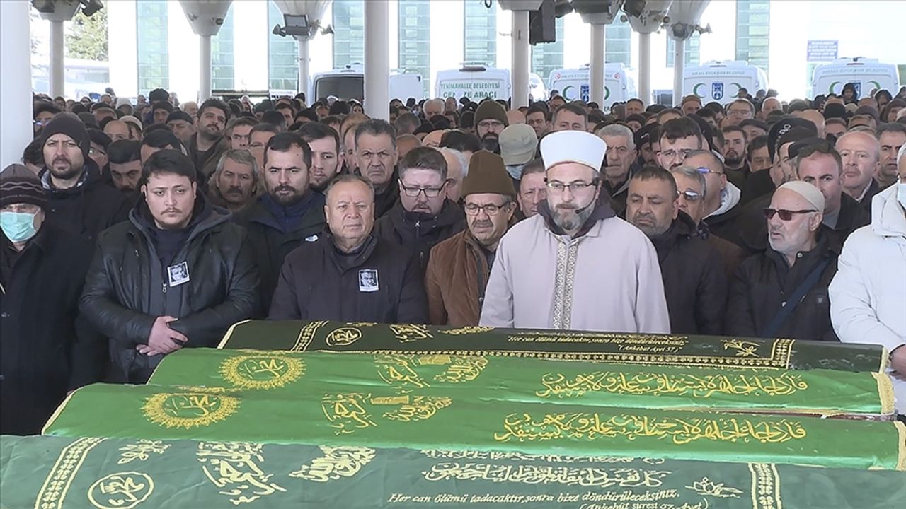 Tiyatro Dünyasının Acı Kaybı: Koray Ergun Son Yolculuğuna Uğurlandı