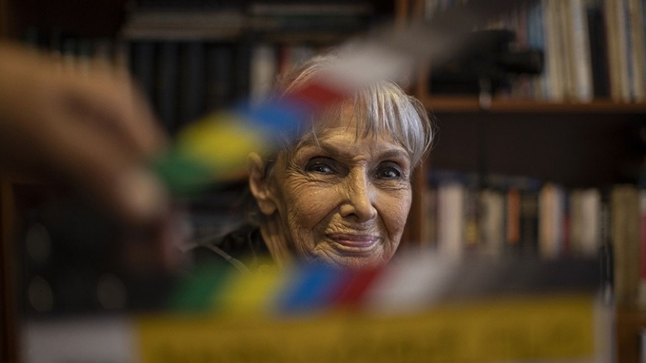 Suna Selen Kıskanmak Dizisine Geliyor! Rolü Herkesi Şaşırtacak