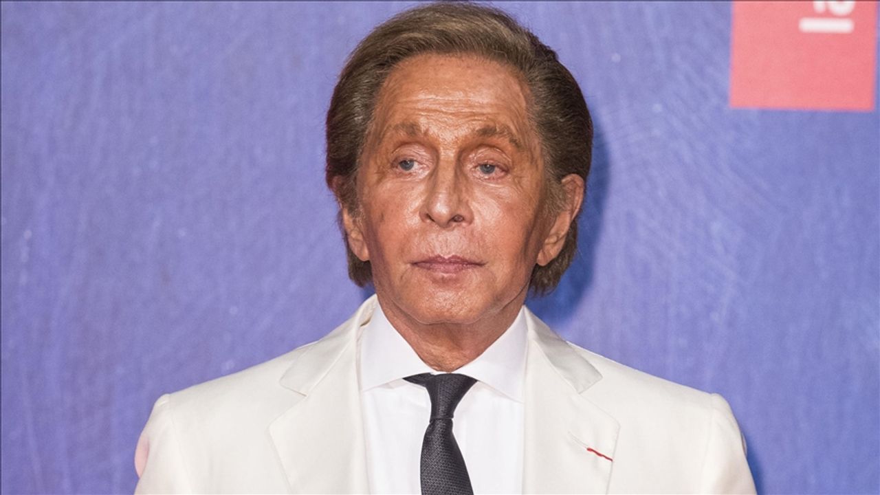 İtalyan Modasının Efsane İsmi Valentino Vefat Etti
