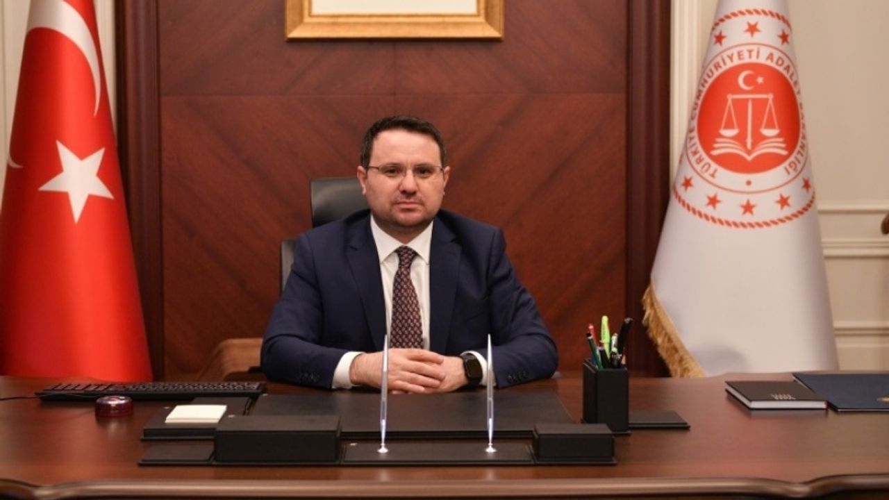 Akın Gürlek Kimdir? Yeni Adalet Bakanının Hayatı ve Kariyeri