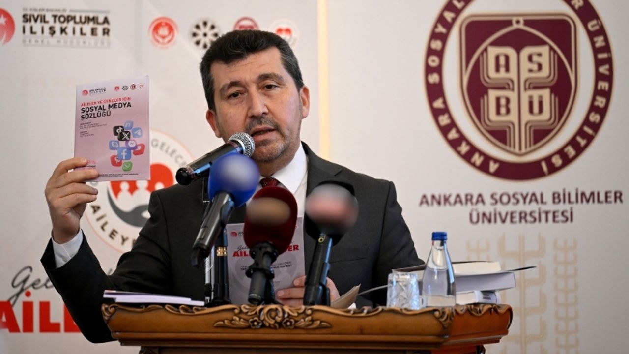 Ankara’da ‘Gelenekten Geleceğe’ Aile Belgeseli İzleyiciyle Buluştu