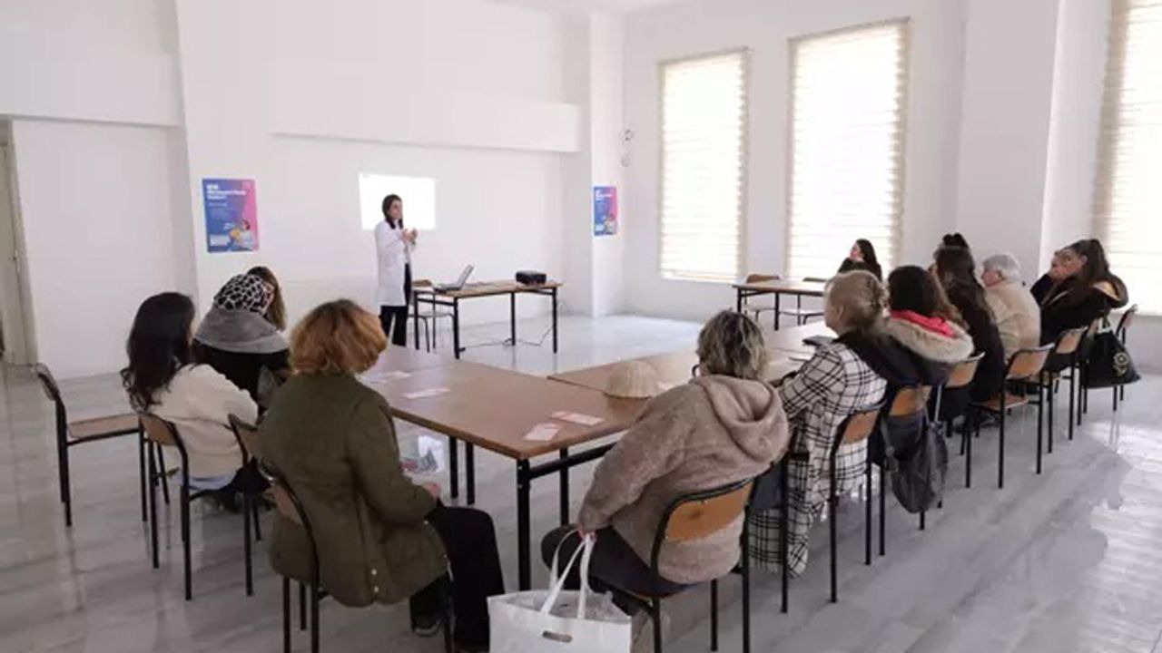 Ankara’da Bir İlk, "Menopoz Okulu" Eğitimleri Gölbaşı’nda Başladı