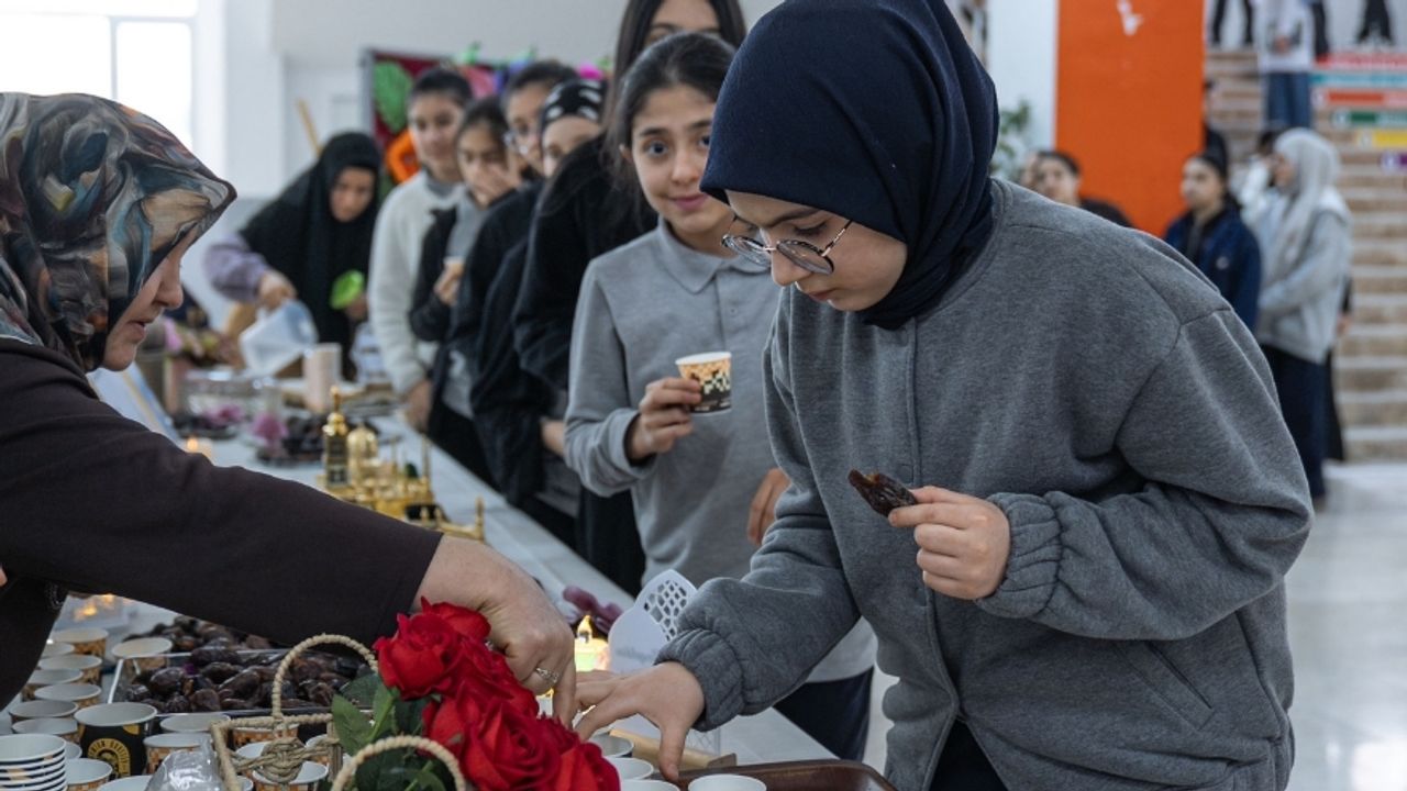 Ankara'da Okullar Ramazan'a Hazır: Gelenekler Koridorlarda Canlanıyor