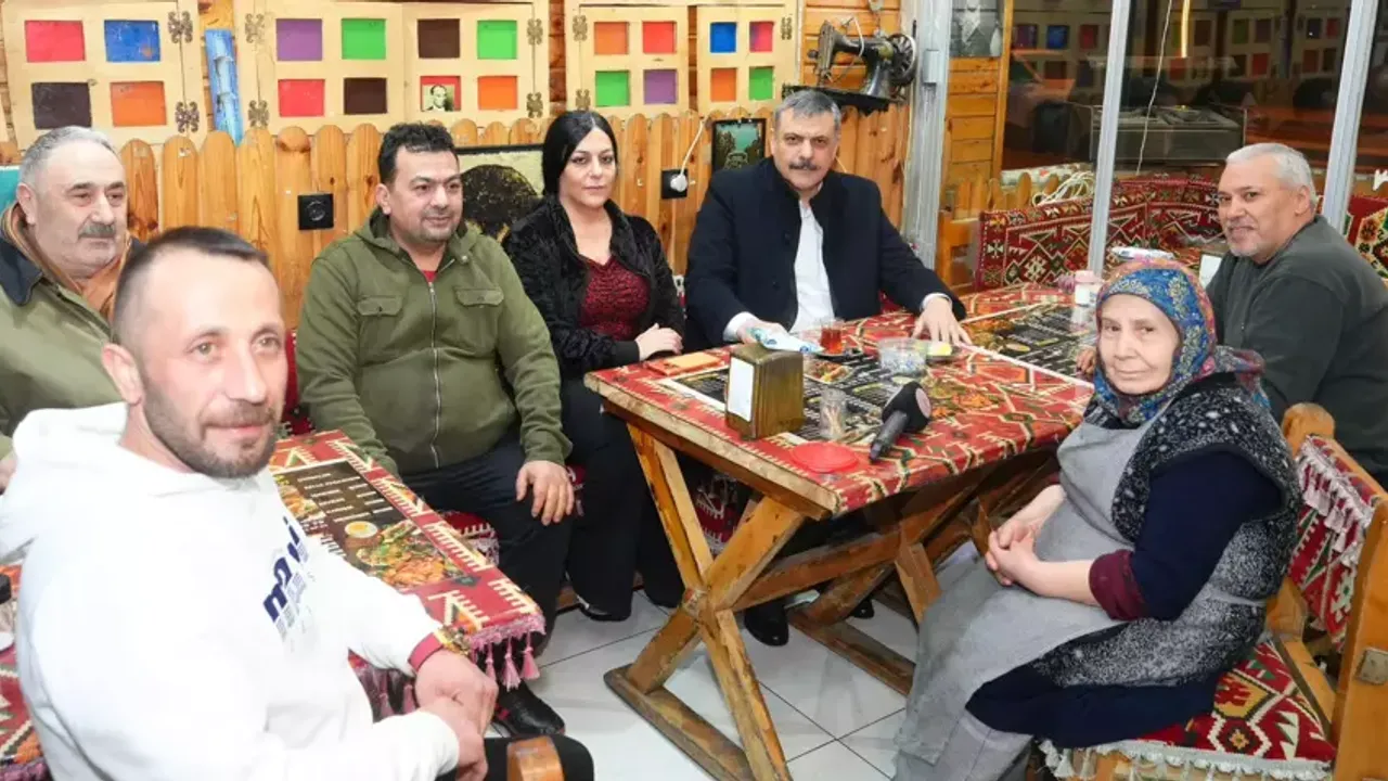 İçişleri Bakanı Mustafa Çiftçi Çankaya Esnafıyla Bir Araya Geldi